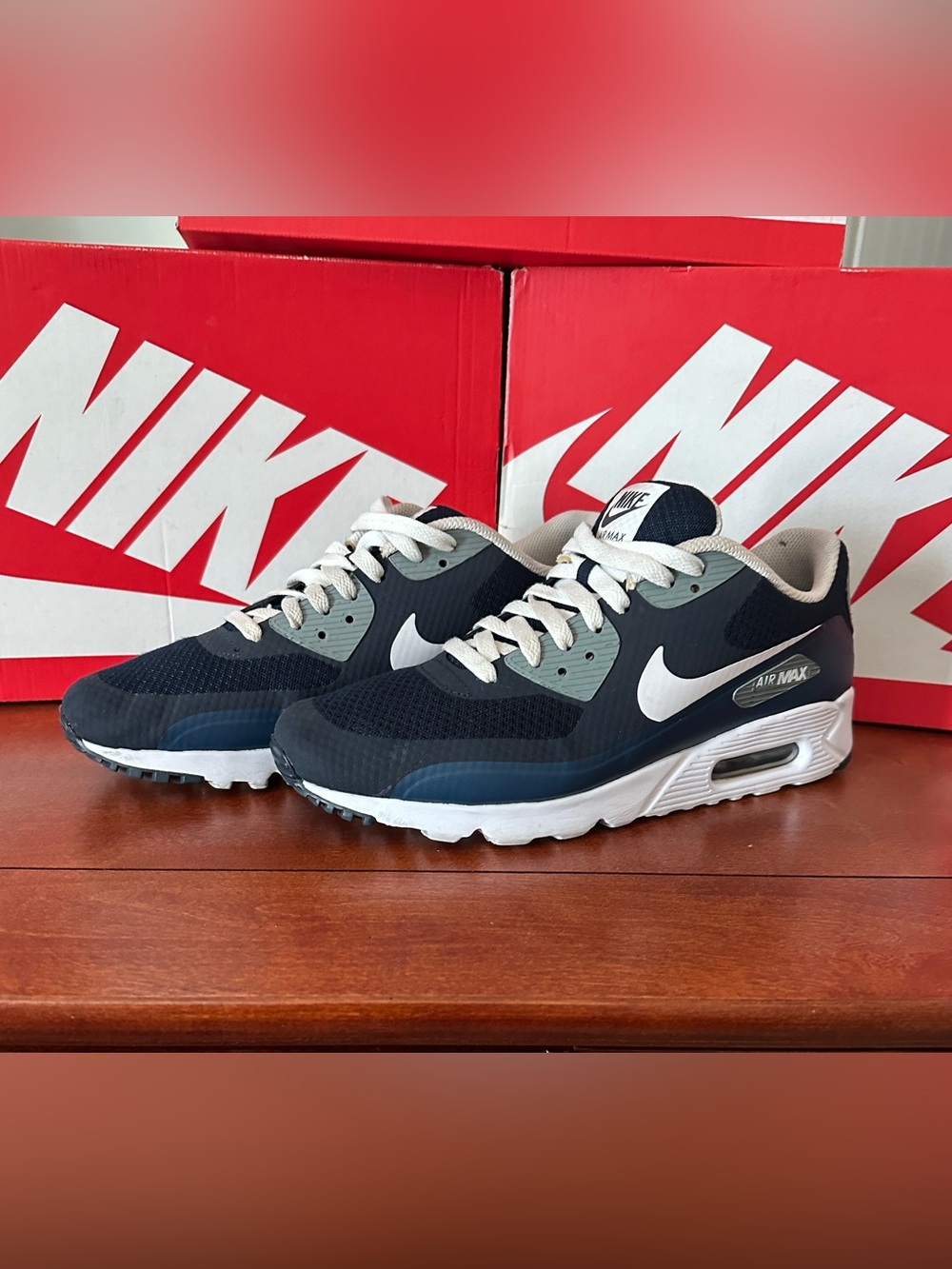 Nike Air Max 90 Ultra Essential Star Blue
Black Castle Blue Pure Platinum (2016)